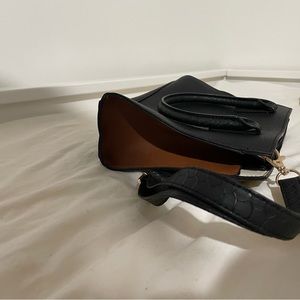 Black crossbody bag, Call it spring brand